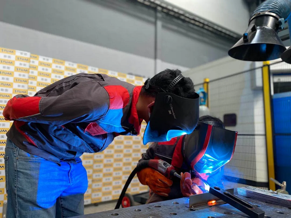 伏能士TPSi-CMT焊机专题培训会——贝博对工艺的追求，从未止步