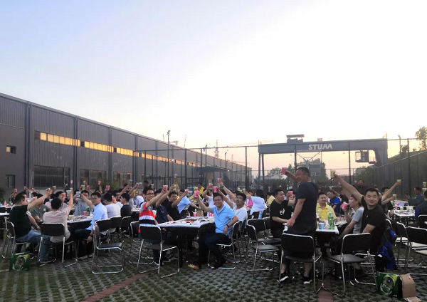 【凝心聚力 共创未来】2021年第一届贝博烧烤节